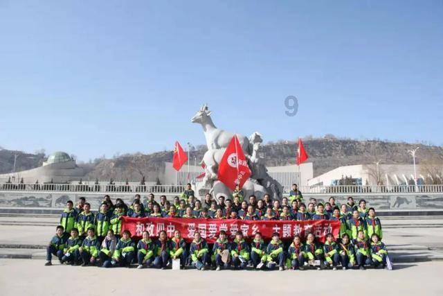 石家庄市新华区西三庄街道开展“居民同乐 新春送福送对联”活动